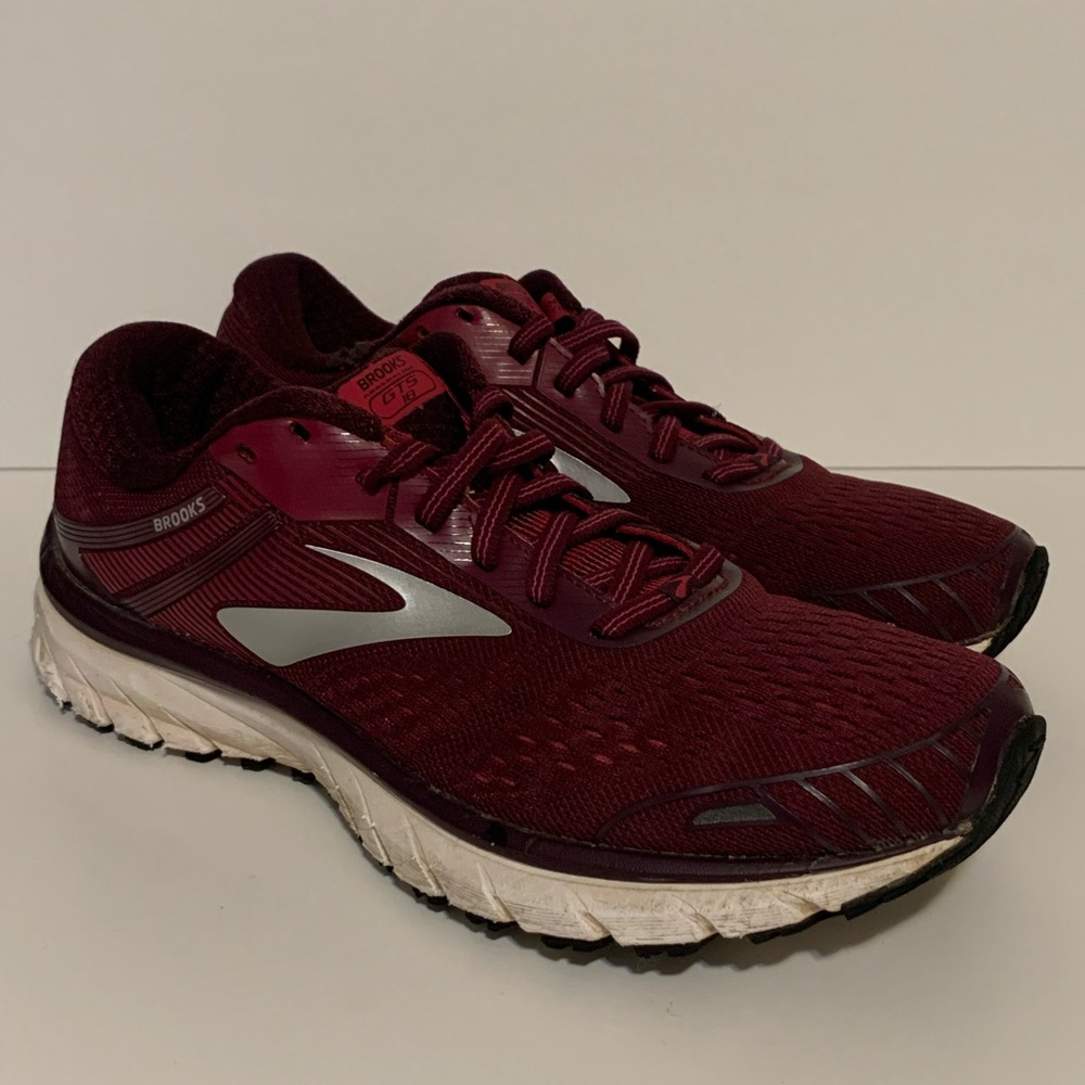 Brooks Gts 18 Wo’s sz 9.5